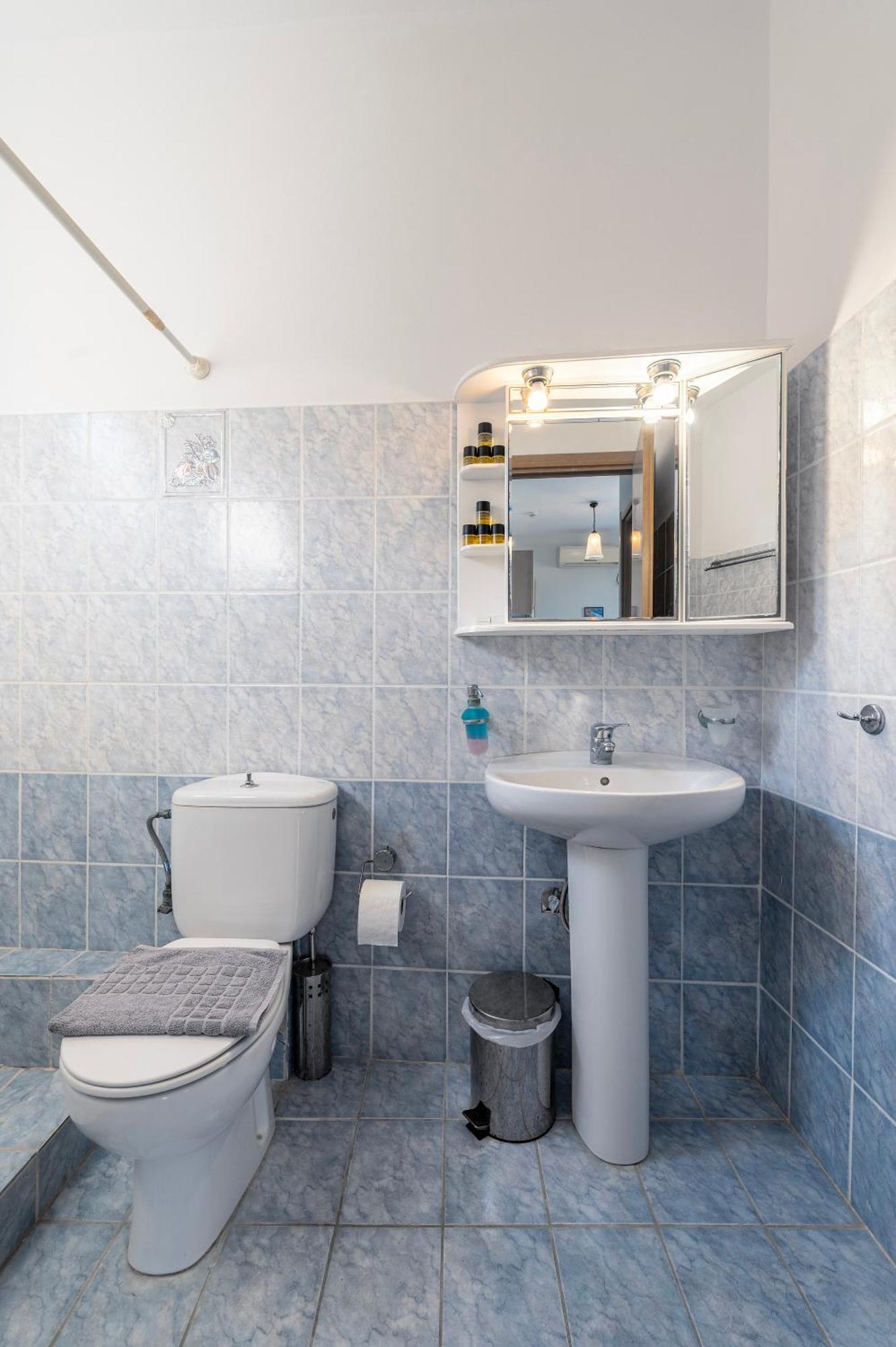 Agnadi Blue Apartments Diakofti Екстериор снимка